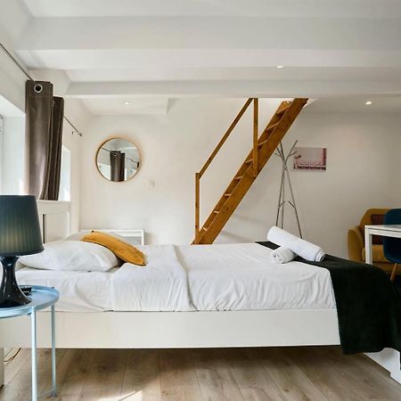 Lille Hypercentre Gares - Small Suite Zewnętrze zdjęcie