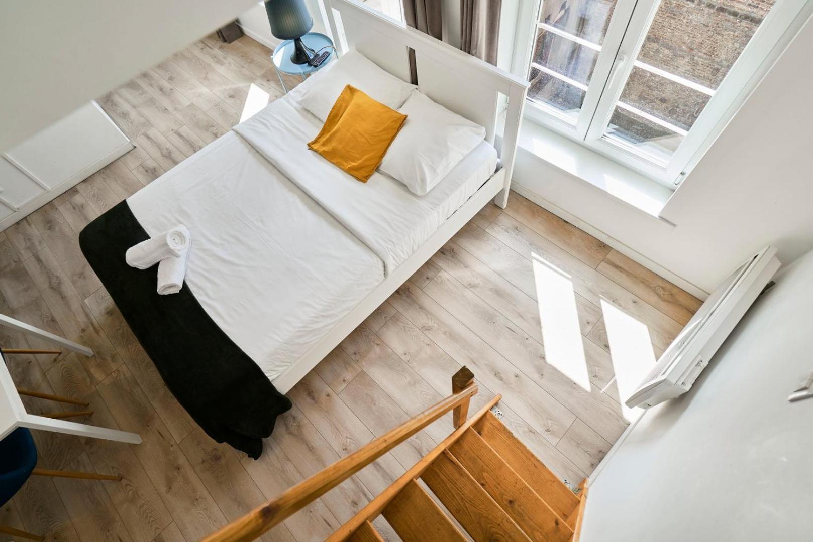 Lille Hypercentre Gares - Small Suite Zewnętrze zdjęcie